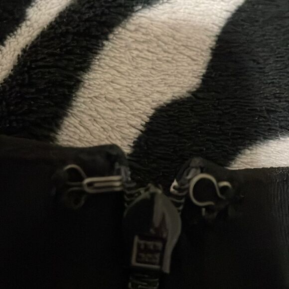 Anthropologie Hutch horizontal pin stripe black white Eleanor dress size small - Picture 11 of 13